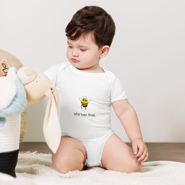Let's Bee Free short-sleeve onesie - Image 5